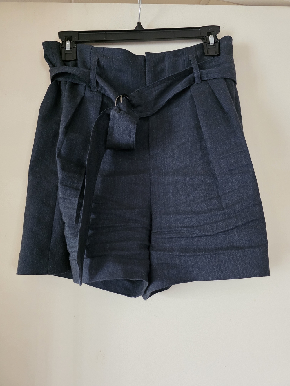 Elie Tahari Genna Belted Shorts - Picture 3 of 4